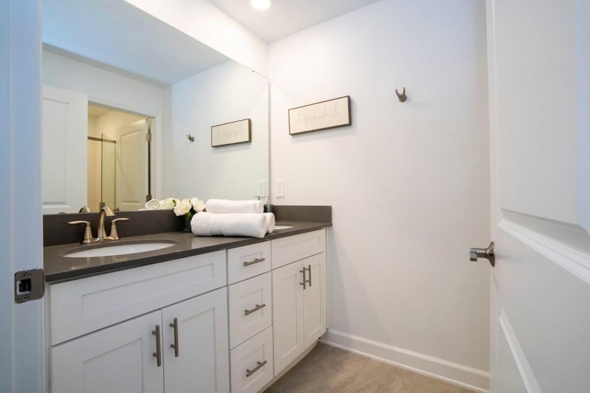 Gorgeous 4 Bedroom W Screened Pool Close To Disney 2653 Kissimmee Eksteriør bilde