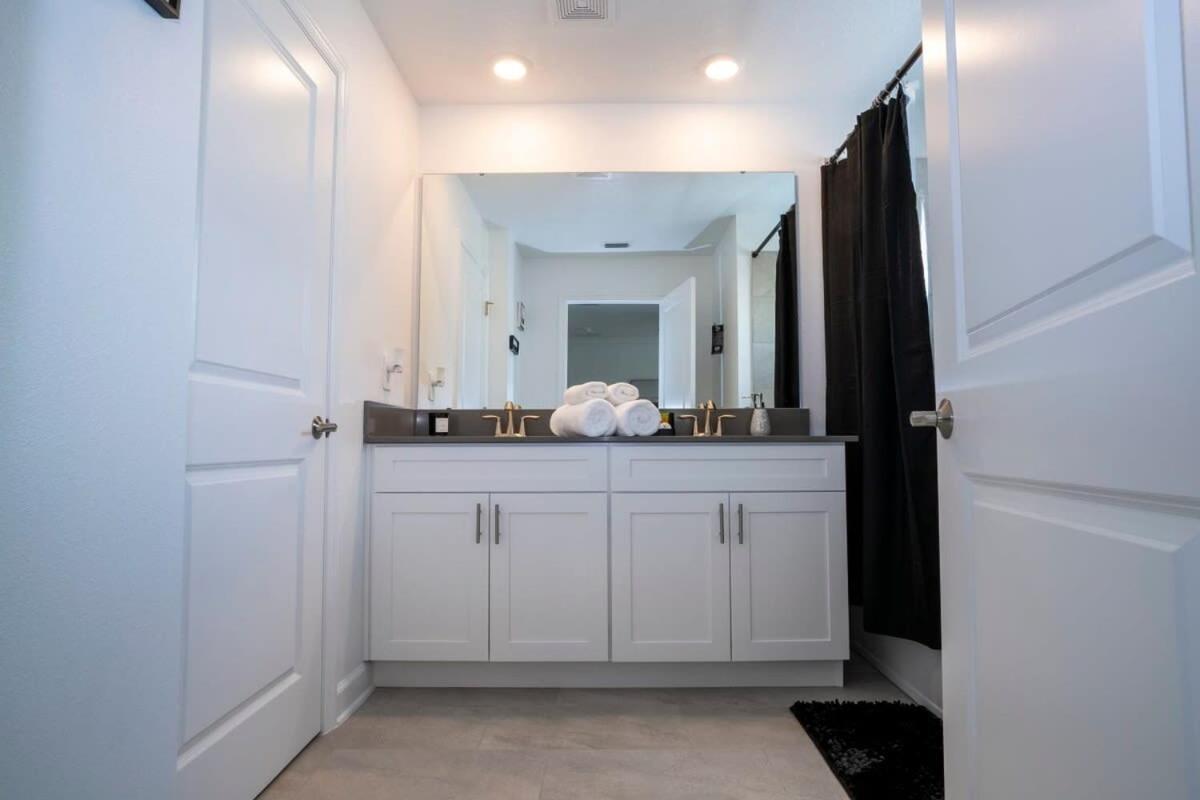 Gorgeous 4 Bedroom W Screened Pool Close To Disney 2653 Kissimmee Eksteriør bilde